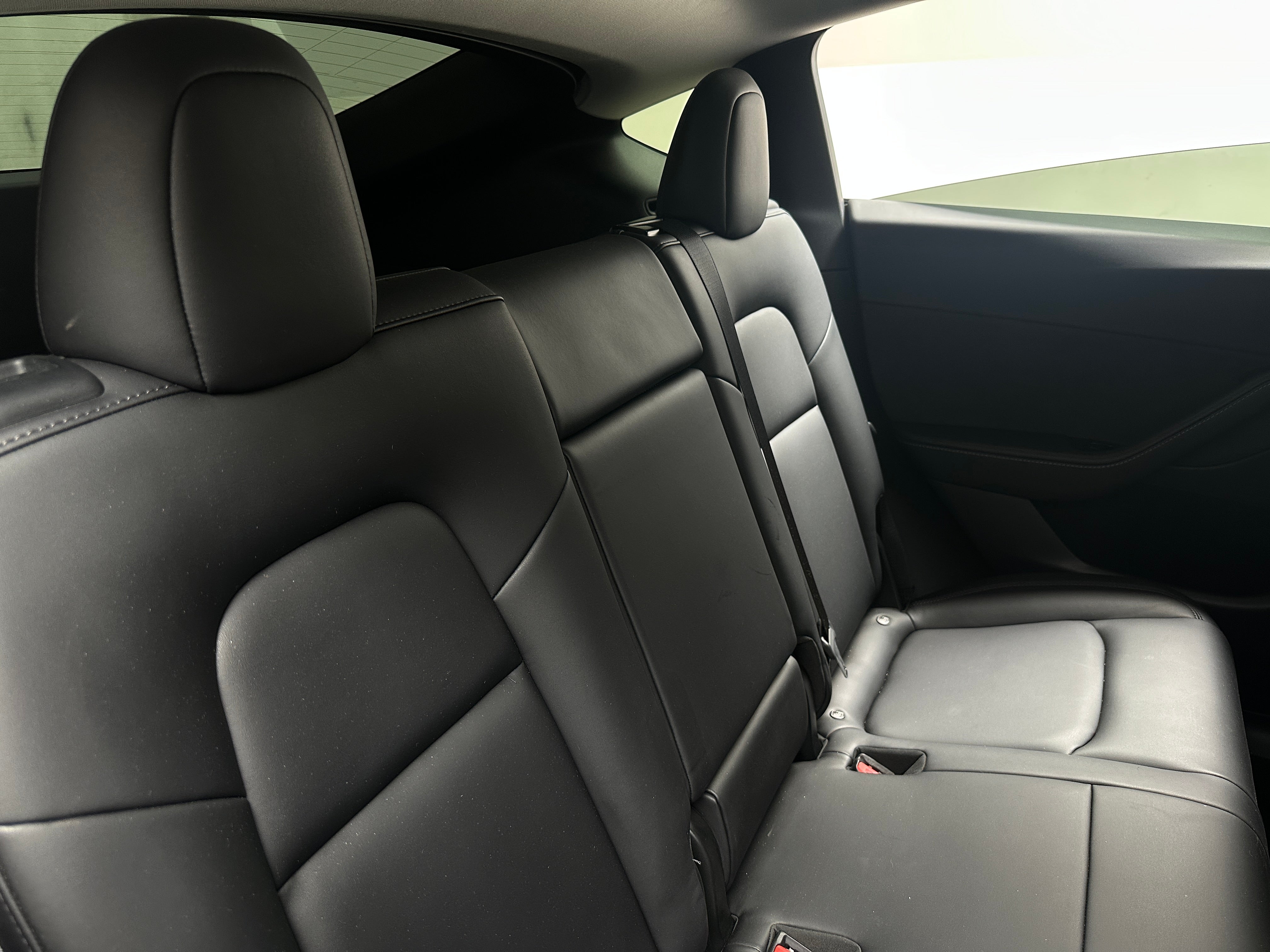 tesla model y 2021 5YJYGDEE6MF064092 image tesla model y 2021 5YJYGDEE6MF064092 image